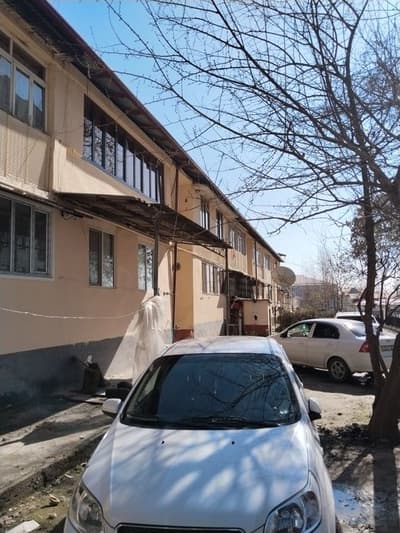 2/1/2 Янгиюль. Продам свою 2-х ком квартиру. Большая. 59 кв. метров