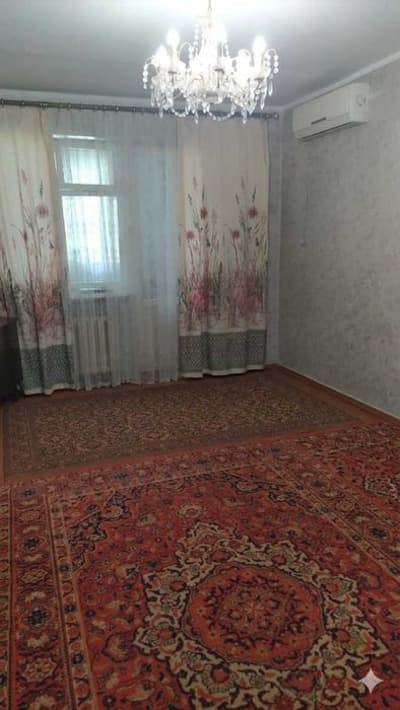 Продам свою 3х-комнатная на Чиланзаре,Ак-Тепе. Своя парковка и огород.