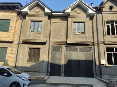 Продаётся трёхуровневый коттедж в яшнабадском районе