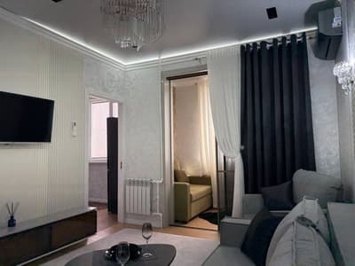 Чиланзар 3 Метро Новза улица Мукимий продам 2в3/3/4 Евро рем Зеркалка