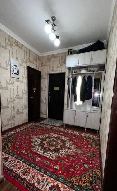 Срочно продаётся
Юнусобод 11 квартал, 3/4/4