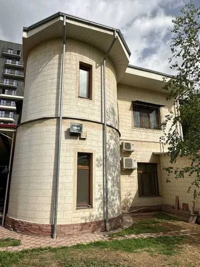 Sotiladi Дом 4,14 соток Мирабад 2 этажный ор-р Parkwood