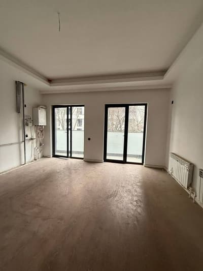 МирзоУлугбекский район, продается 2/4/9 квартира, Алайский рынок