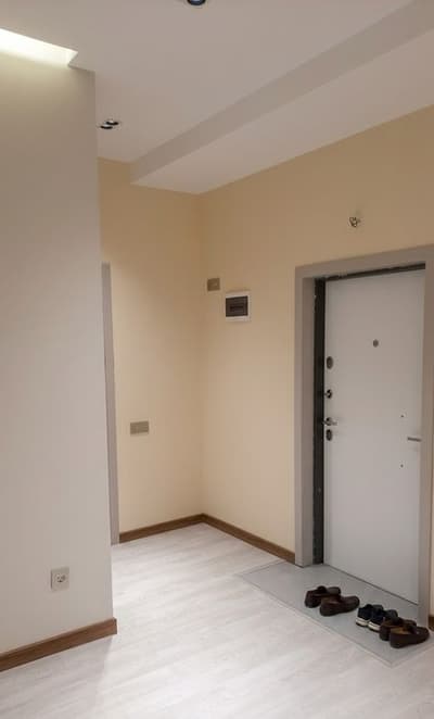 Дом 2 хонали сотилади