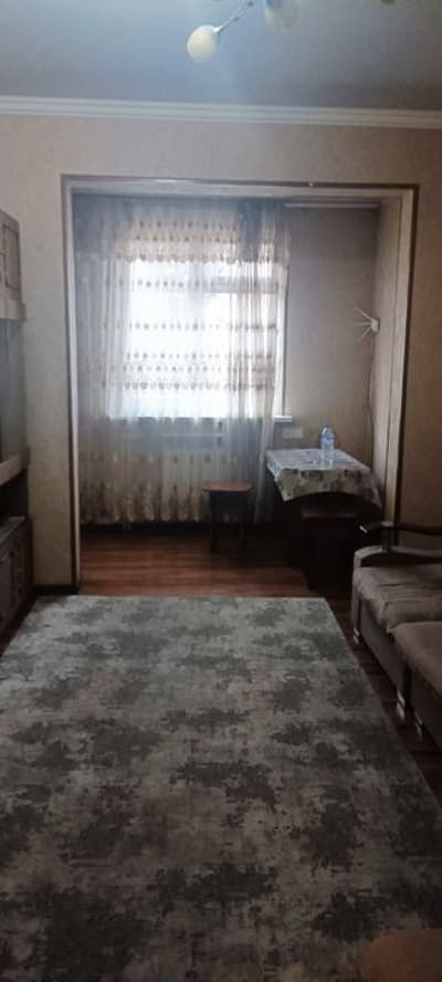 Срочно продаётся Чиланзар 3 квартал 2/2/4