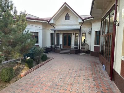 Продается дом 5.5 соток Яккасарай_9 комнат