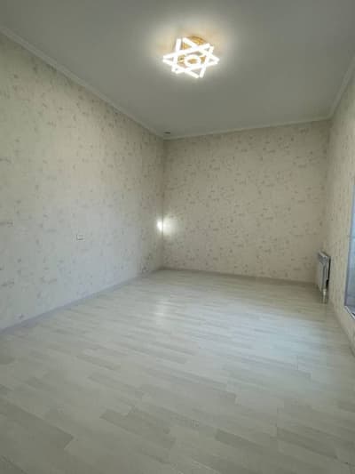 Продаётся Мирабад Дом 1,2 соток ремонт хороший локации топ !