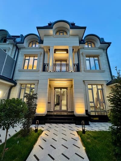 Мирзо Улугбек Циолковского

Циолковского