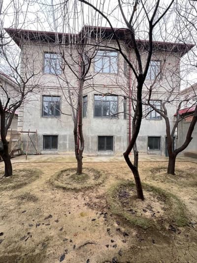 Продаётся евродом коробка Юнусабад ТЦ Хай Таун Молл