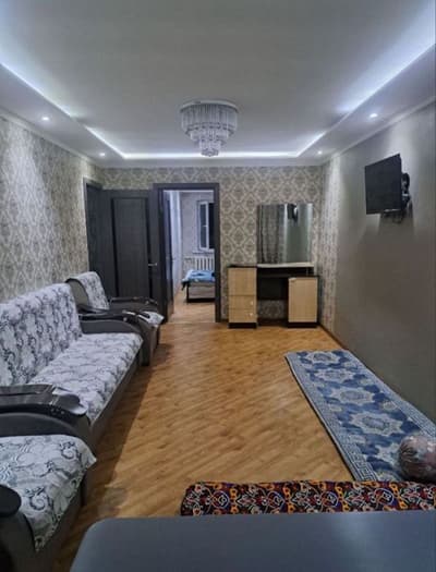 Срочно Чиланзар 13 Фархадский Базар Продается 2в3 комнатная Балкон2/6