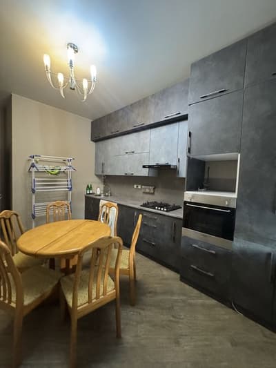 Sotiladi novostroyka 1/1/6 44m.kv li Temir Malik Mirzo ulugbek tuman