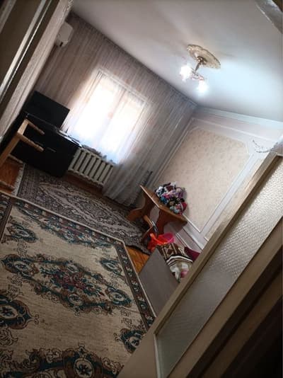 Сергели 2. да 2 хона 2 этаж срочно сотилади(Ипотека мумкин)