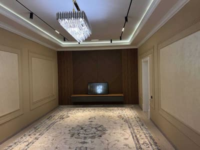 Продаётся 2х комн квартира на 5 этаже Ор-р  6 микрорайон Чинор Молл