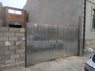 Уй сотилади Аэропорт йулида, Харбий кисм оркасида