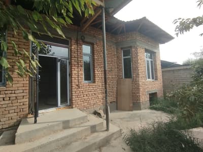 Киров, Олмазор кучасида, 6 сотих, 4 хона каробка сотилади.