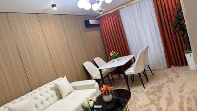 ФАРХАДСКИЙ, 2 га 6 БАЛКОН, Чиланзар 12 квартал, Квартира Сотилади!