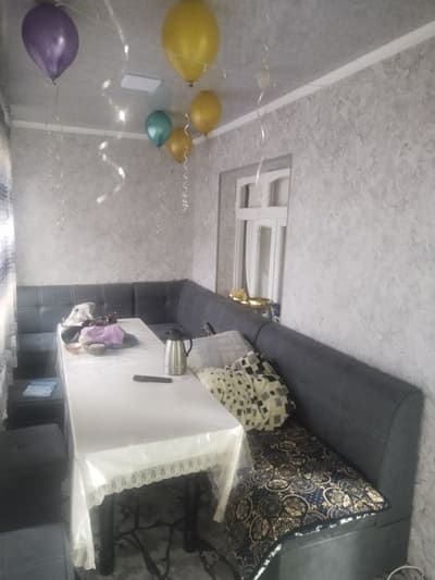 3 xonali dom sotiladi