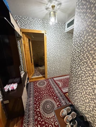 3 комнатная 3-этаж кирпич Пролается квартира Чиланзар 8 ориентир школа