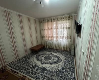 Чиланзар 8 квартал 1/1/4 Кирпичный дом, без балкона