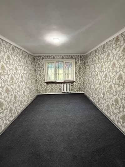 Срочно продается квартира 1/2/4  мирзоулугбекский район