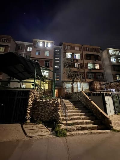 Продается СВОЯ квартира на Юнусабад-15, 4-комнтная квартира, 2 этаж