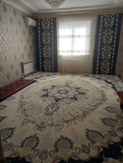 Navoiy shahar Yangi bozor oldida 3 xonali 6etajda 780mln (kami bor)