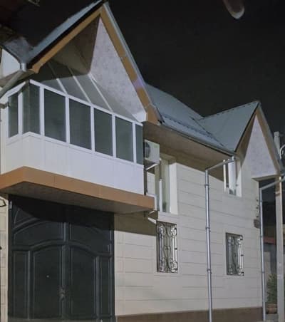 2sotix hovli sotiladi 2etajli yunusobod 3-kvartal