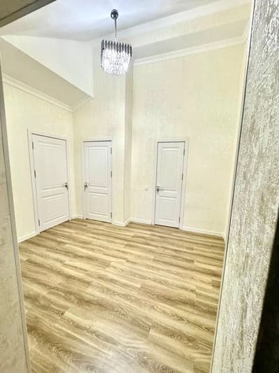 Яшнабад ЖК Азия Хаус срочно продается квартира  2/8/8  60м2