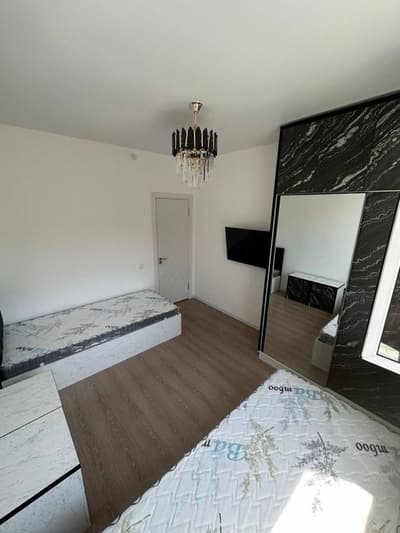 Продается 1 комнатная квартира в ЖК Ассалом Махтумкули! Новостройка