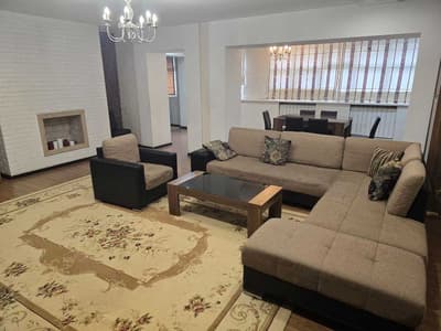 Продается квартира в центре (ул. С.Азимова)