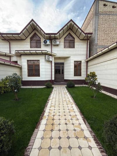 Продается ЕвроДом 8 комнат, ориентир: Катта Олтинтепа, 280м²