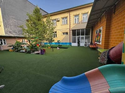 Sotiladi Участок Дом 6 соток Яккасарай под Гостиницу или другой Бизнес