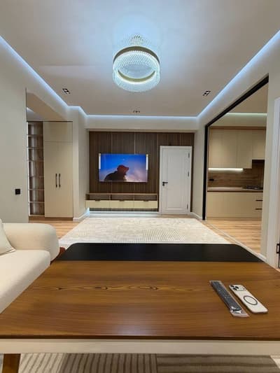 Srochna Yunusobod-11 3 xonali Novastroyka 3/1/10 sotiladi