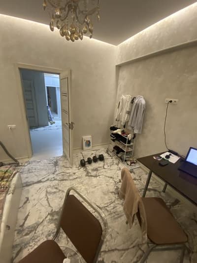 Квартира с новым ремонтом в новостройке