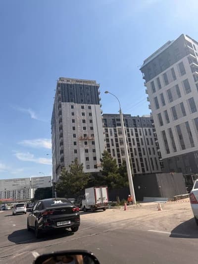 Ш.Руставели НОВОСТРОЙКА 2-комнатная 52м2 КОРОБКА окна на дорогу СРОЧНО