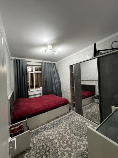 Срочна сотилади!!! Яшнабот жк иззат Азия хаус