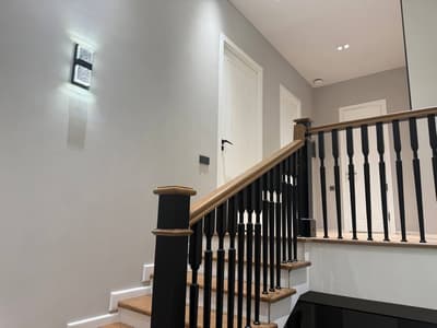 Uchastka 2.85 sotoh sotiladi