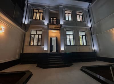 Продается Шикарный Дом между двумя метро ( Юнусабад и шахристан )