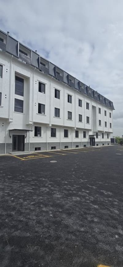 Срочно Продаётся на Янги Хаётском районе 3 ком квартира.