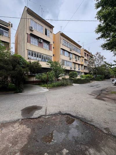 3/4/4 метро Хамза (Новза) 77-серия. 70м2. Балкон 2/6. За мечетью Новза