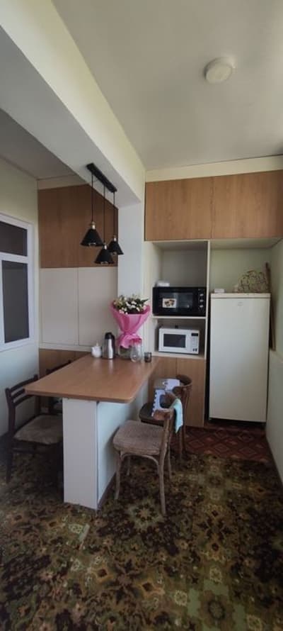 Ўзим яшаб турган  4 хонали квартира зудлик билан сотилади