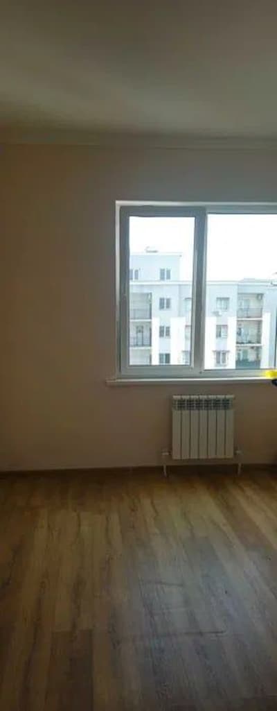 4 xonali UY sotiladi