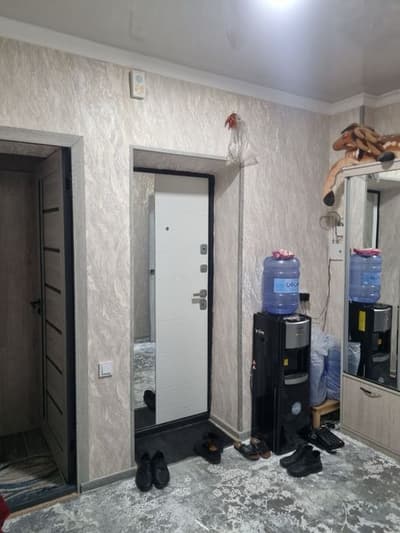 Срочно! 3-комн. квартира, 77 серия (кирпич), 2 этаж. Заходи и живи!