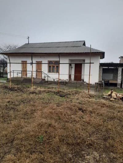 Продаётся Дача Аккурган рядом с рекой сирдарья 6-сот  кадастр есть