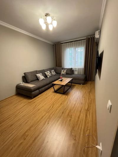 Продаю 2 ком Махтумкули новостройка