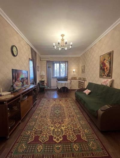 2 комнатная переделанная в 3. Чиланзар 17. Ор-р Парламент