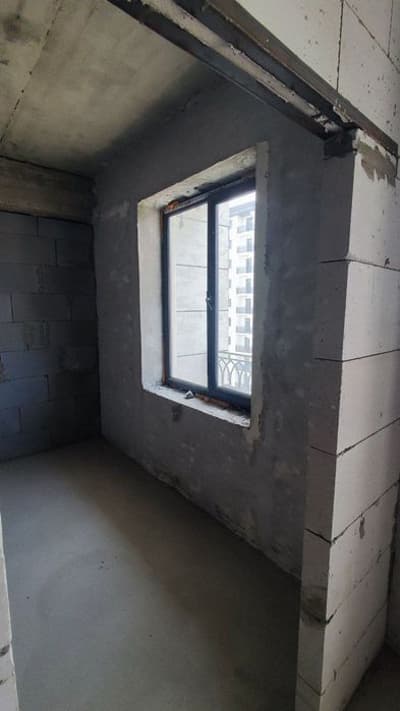 Срочно!!! Продаётся квартира...Центр Ферганы