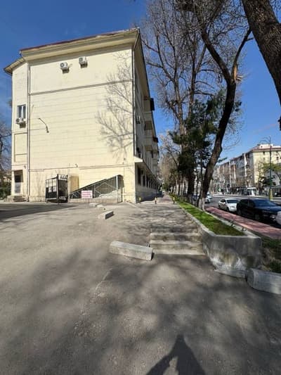 Срочна Ул Шота Руставели 3 комнатная