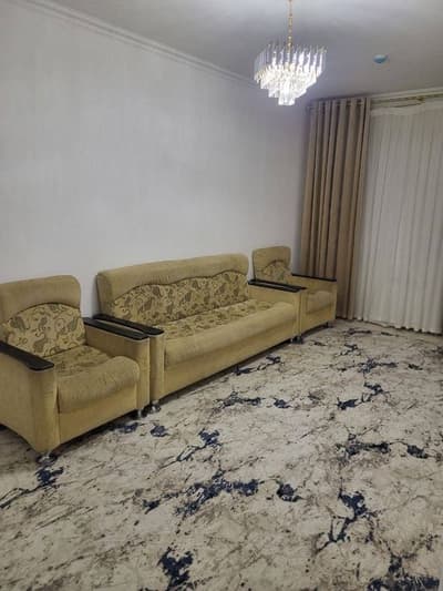 Срочно Продаётся 2ком Сергили Спутник 16 А