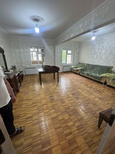 Юнусабад 19 квартал. Продается квартира 4/4/5